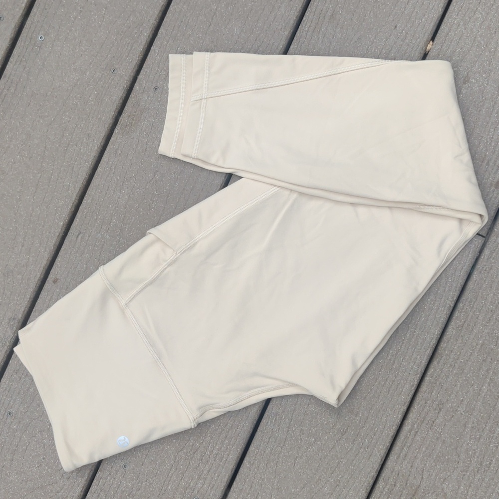 Lululemon Cropped High Waisted Athletic Leggings
